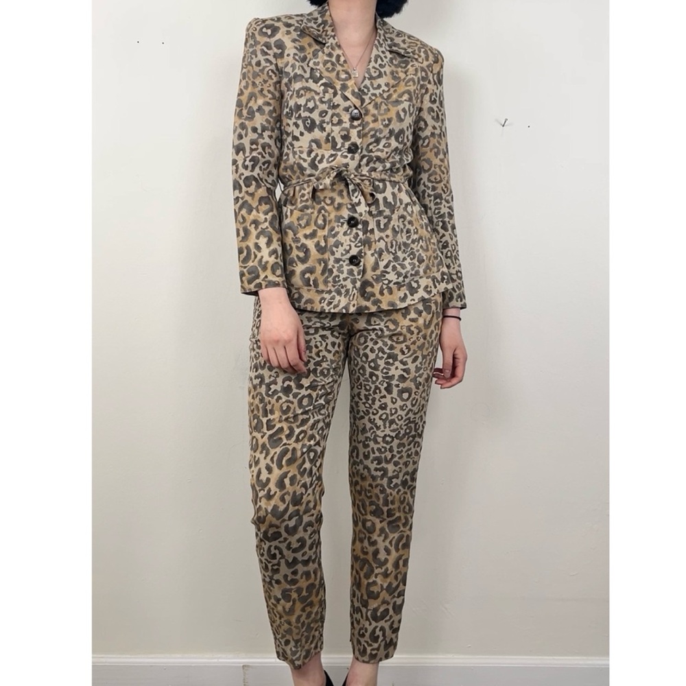 Vintage Dana Buchman Rayon Leopard Print Pantsuit with Tailored Blazer